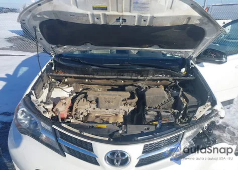 2015 Toyota Rav4 Limited from USA, damaged, VIN 2T3YFREV2FW161237